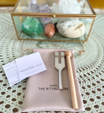 Load image into Gallery viewer, Crystal Cleansing Tuning Fork Kit ~ 4096 Hz